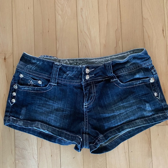 shorts size 26 - Picture 2 of 3